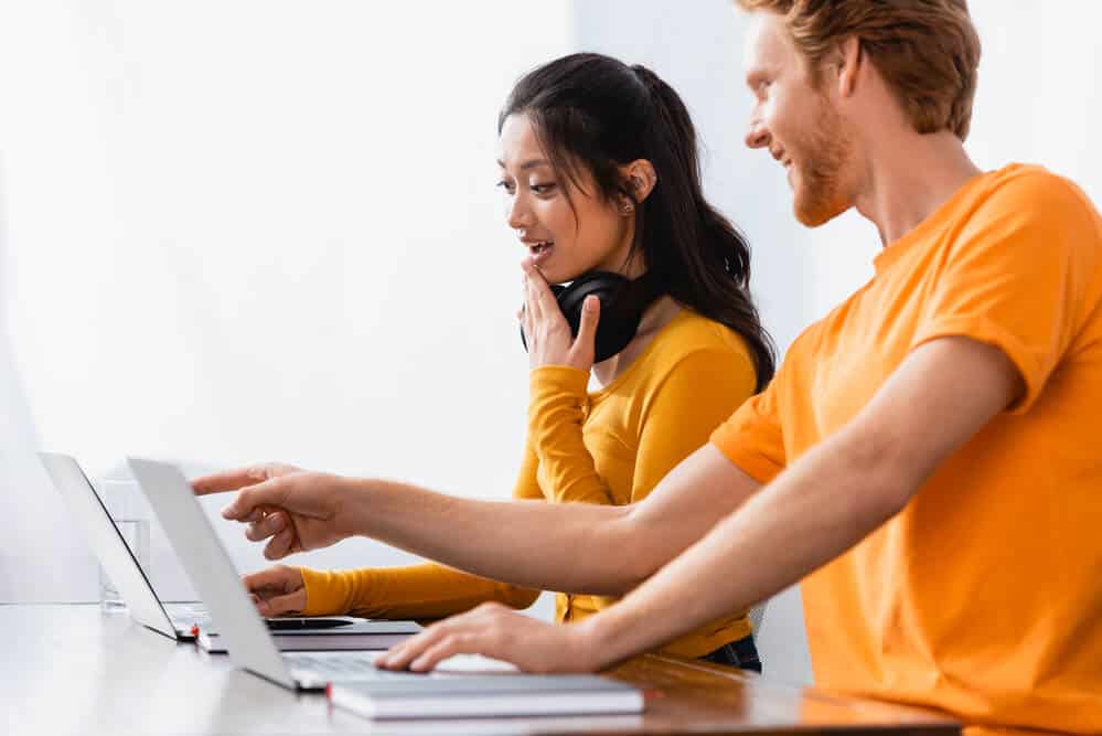 3 Ways You Can Support Your Friend's Business - Rachel Bustin