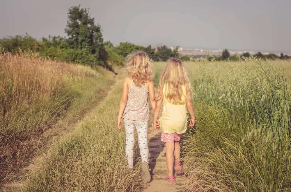 Child Grows Fast How Fast Children Grow and What Parents Need to Replace - Rachel Bustin